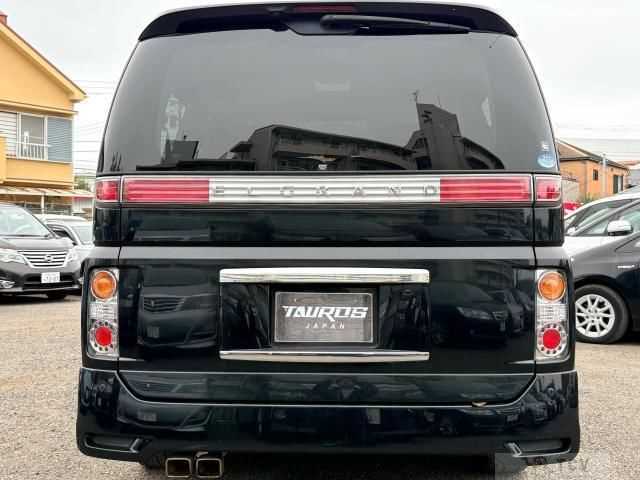 2010 Nissan Elgrand