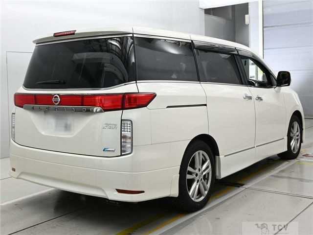 2013 Nissan Elgrand