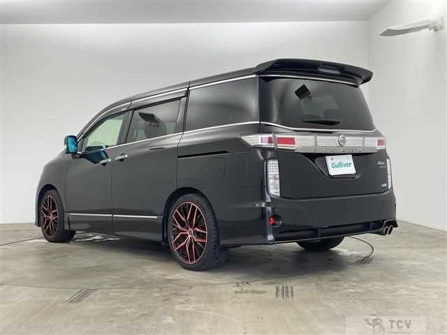 2013 Nissan Elgrand
