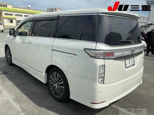 2014 Nissan Elgrand