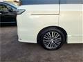 2014 Nissan Elgrand