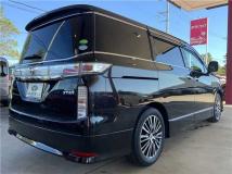 2015 Nissan Elgrand