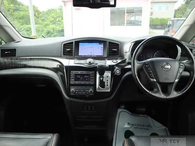 2016 Nissan Elgrand