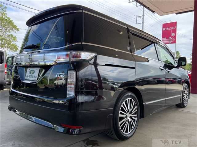 2016 Nissan Elgrand