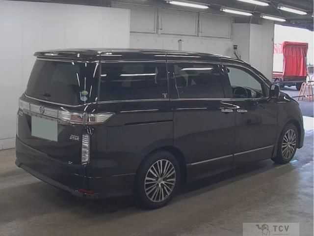 2016 Nissan Elgrand