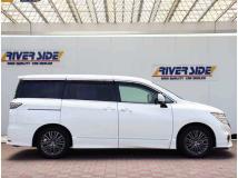 2016 Nissan Elgrand