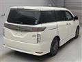 2017 Nissan Elgrand