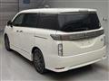 2017 Nissan Elgrand