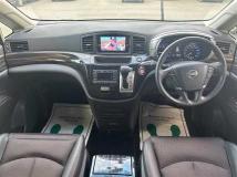 2017 Nissan Elgrand