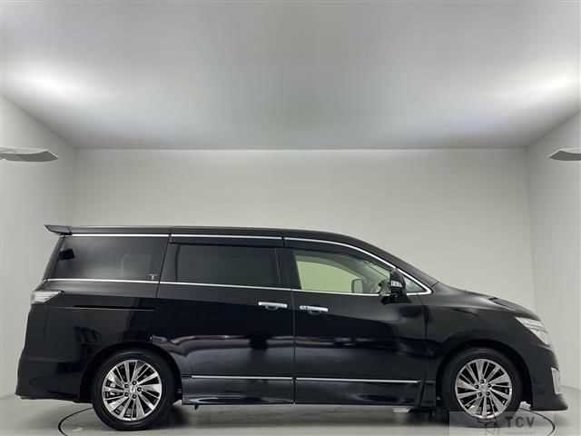 2017 Nissan Elgrand
