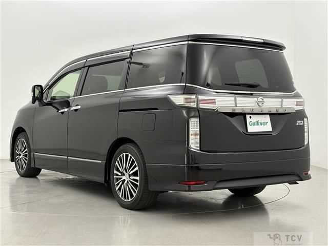 2017 Nissan Elgrand