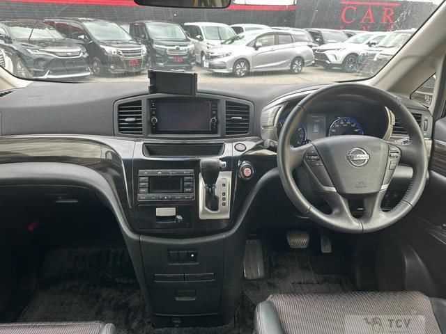 2018 Nissan Elgrand