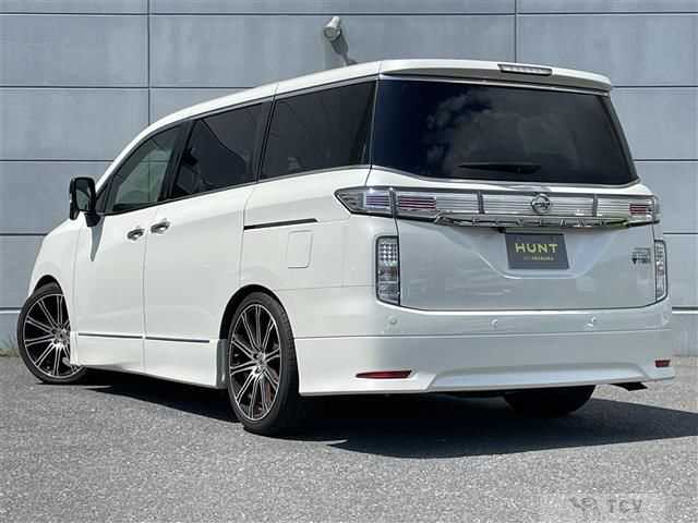 2019 Nissan Elgrand