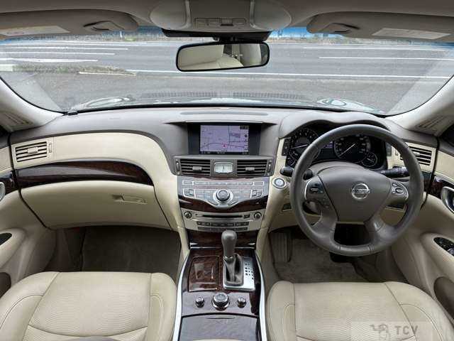 2010 Nissan Fuga