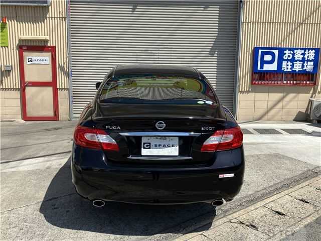2010 Nissan Fuga