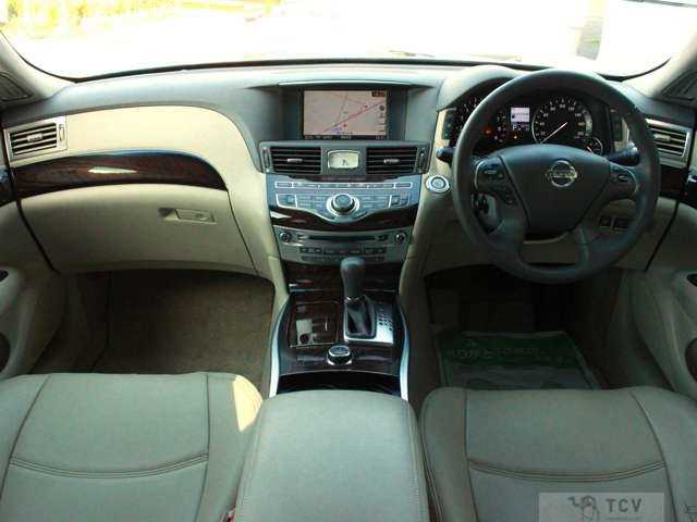 2010 Nissan Fuga