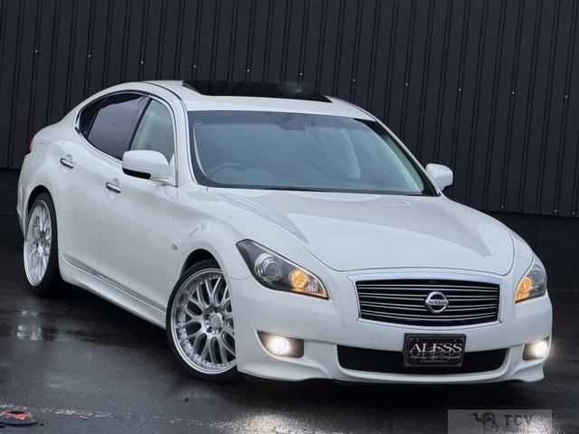 2010 Nissan Fuga