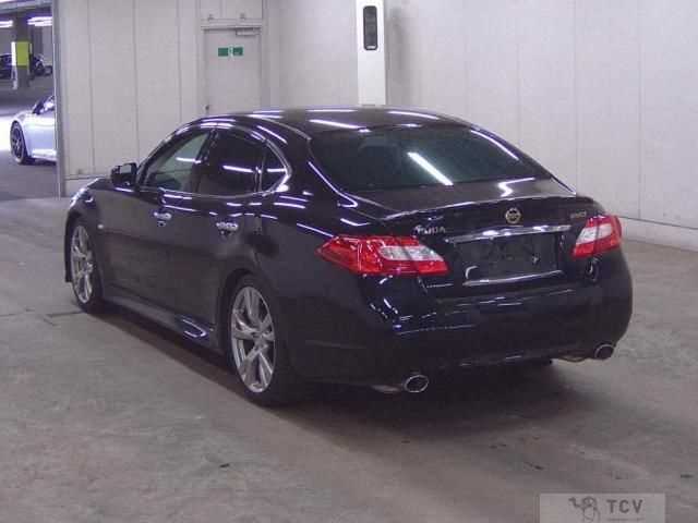 2011 Nissan Fuga