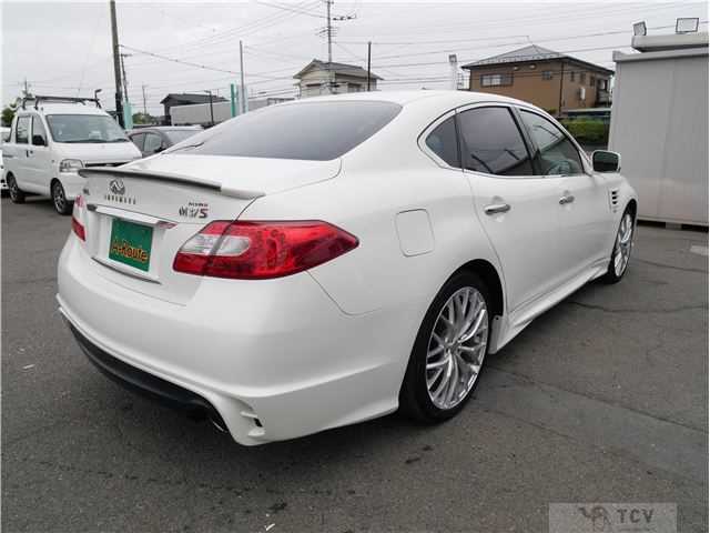 2011 Nissan Fuga