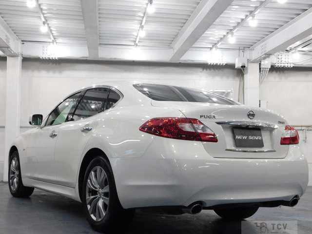 2012 Nissan Fuga