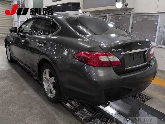 2013 Nissan Fuga