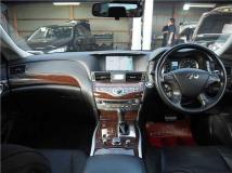 2015 Nissan Fuga