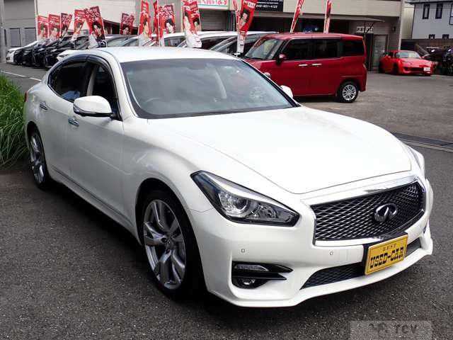 2016 Nissan Fuga
