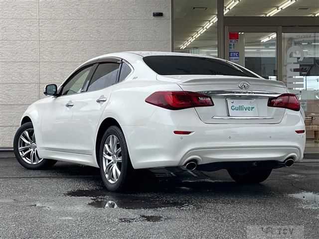 2017 Nissan Fuga