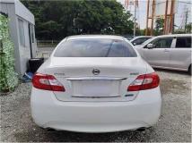 2011 Nissan FUGA HYBRID
