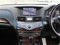 2011 Nissan FUGA HYBRID