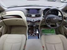 2012 Nissan FUGA HYBRID
