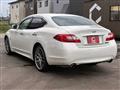 2013 Nissan FUGA HYBRID