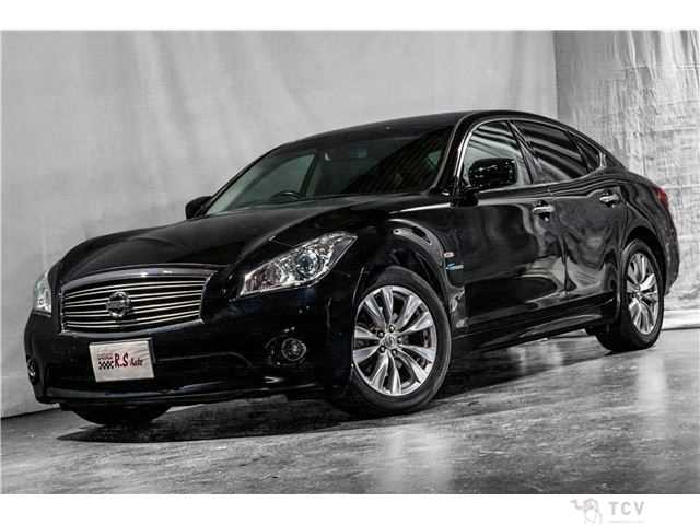 2014 Nissan FUGA HYBRID