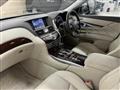 2016 Nissan FUGA HYBRID