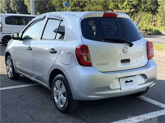 2016 Nissan March
