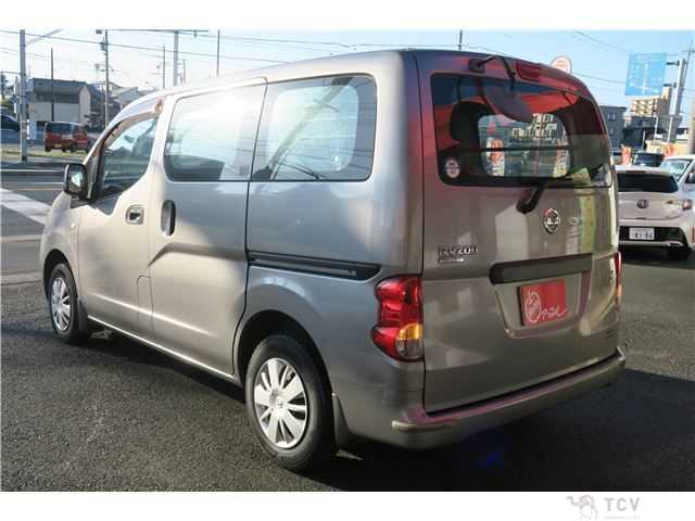 2010 Nissan NV200 VANETTE