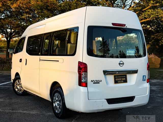 2013 Nissan NV350 Caravan