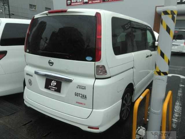 2007 Nissan Serena