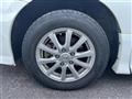2009 Nissan Serena