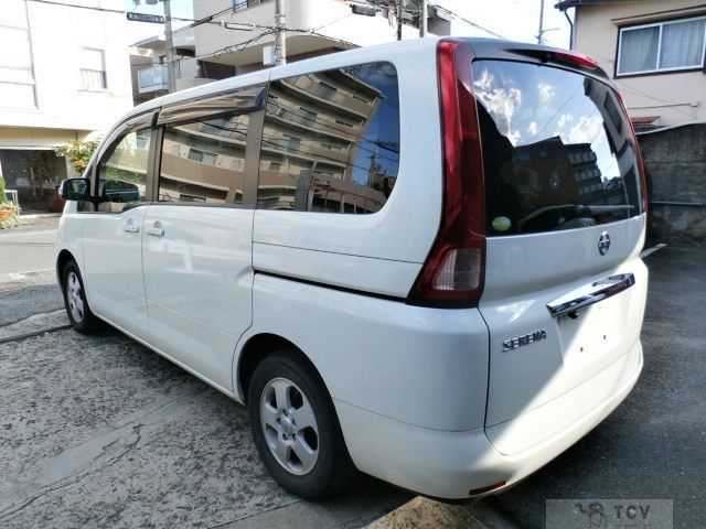 2009 Nissan Serena