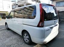 2009 Nissan Serena