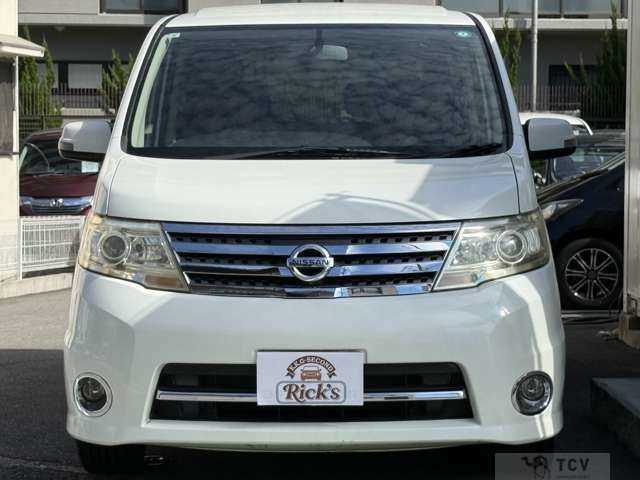 2009 Nissan Serena
