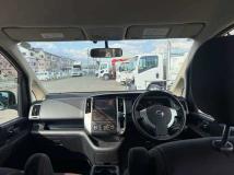 2009 Nissan Serena