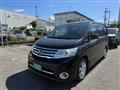 2009 Nissan Serena