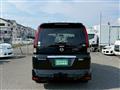 2009 Nissan Serena