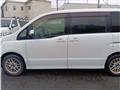 2009 Nissan Serena
