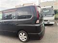 2010 Nissan Serena