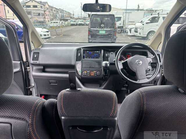 2010 Nissan Serena