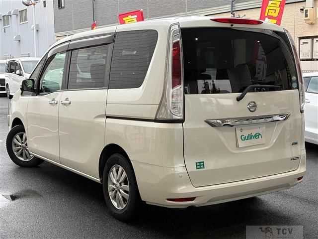 2011 Nissan Serena