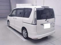 2012 Nissan Serena